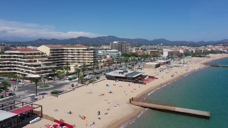 Luftsicht auf den Strand von St Raphael