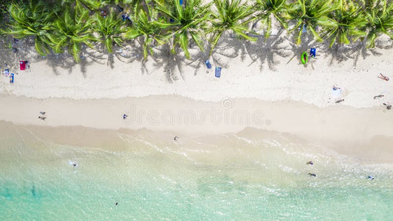 Luftsicht Surin Strand in Phuket, Südthailand, Surin Beach ist ein sehr berühmtes Touristenziel in Phuket stockfoto Luftsicht Surin Strand in Phuket, Südthailand, Surin Beach ist ein sehr berühmtes Touristenziel in Phuket stockfoto