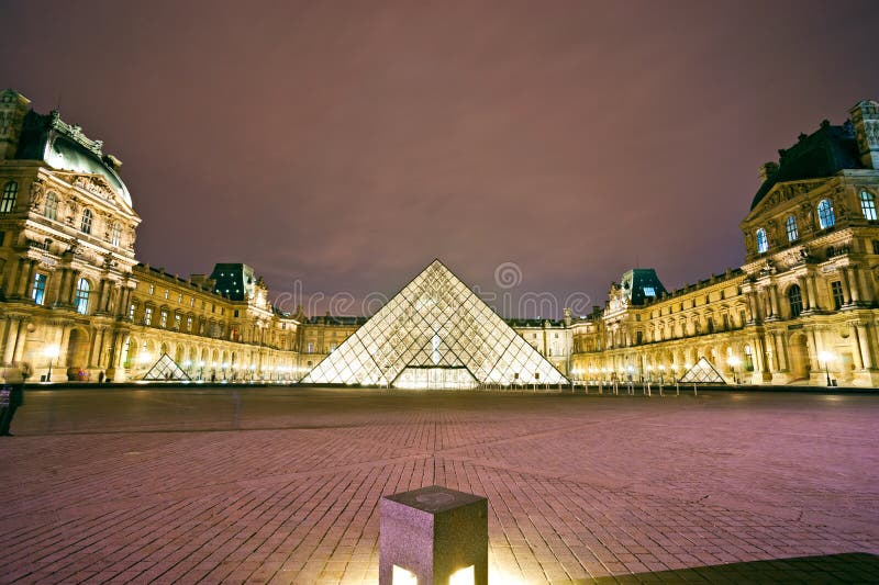 Luftventilkonstmusemet, Paris, Frankrike. arkivfoto Luftventilkonstmusemet, Paris, Frankrike. arkivfoto