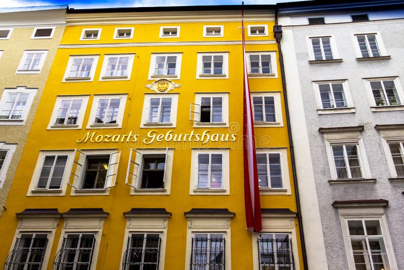 Lugar de nacimiento del compositor famoso Wolfgang Amadeus Mozart en Salzburg, Austria