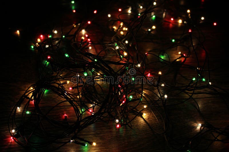 Lumières, guirlandes, nouvelle année et guirlandes x27;s, nouvel an, Noël photos stock Lumières, guirlandes, nouvelle année et guirlandes x27;s, nouvel an, Noël photos stock
