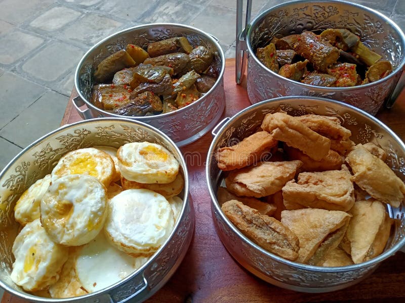Lunch Package in the Form of Vegetables, Fish and Side Dishes Stock