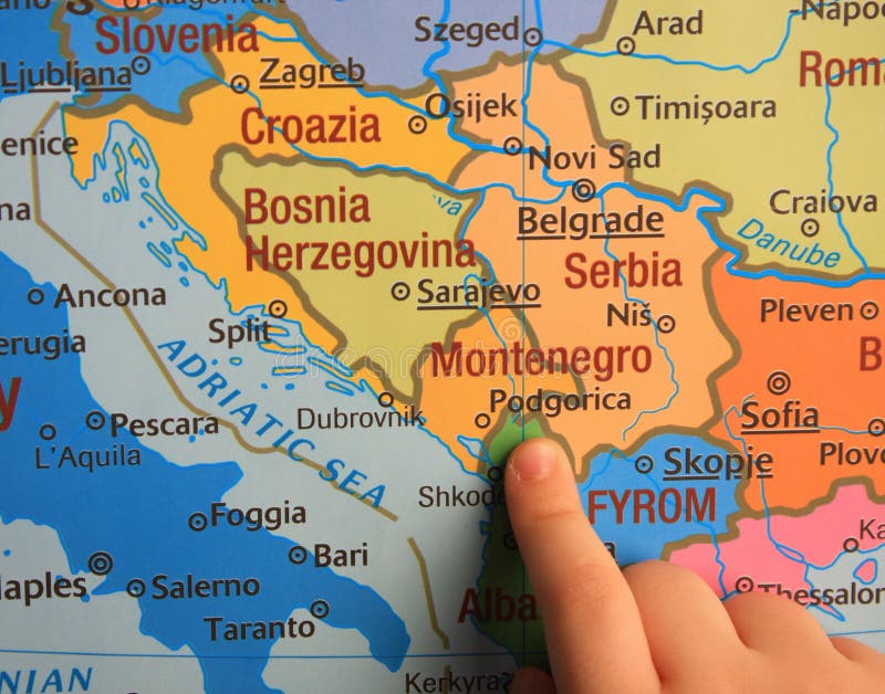 Lura uppvisning av en Balkan på översikten och Montenegro