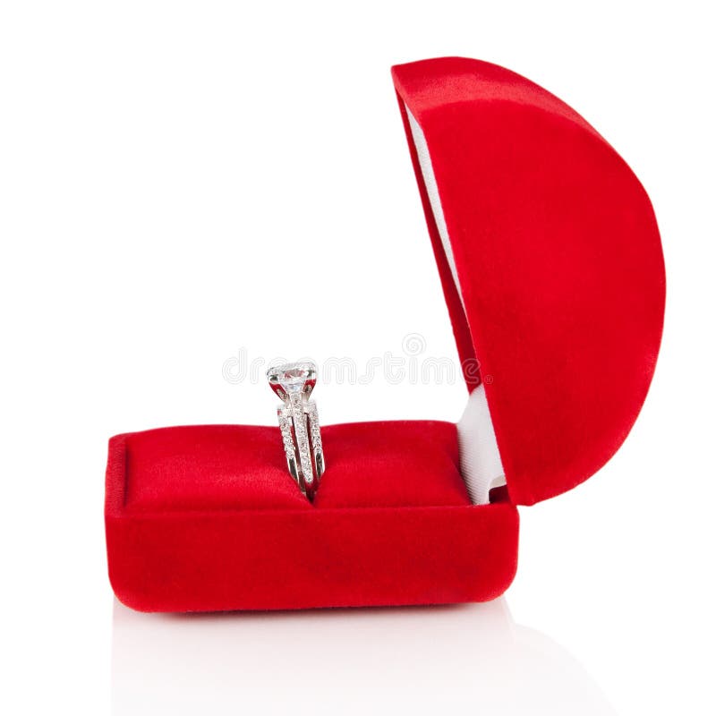 Luxury Diamond Wedding Ring in Red Velvet Silk Box