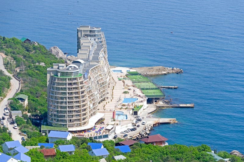 1000M - Luxury Apartments & Rentals in Chicago | Luxury Living - High Rise Apartment With Luxury View