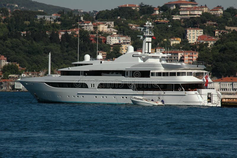 LUXURY YACHT