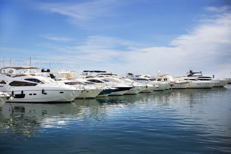 marina marbella yachts