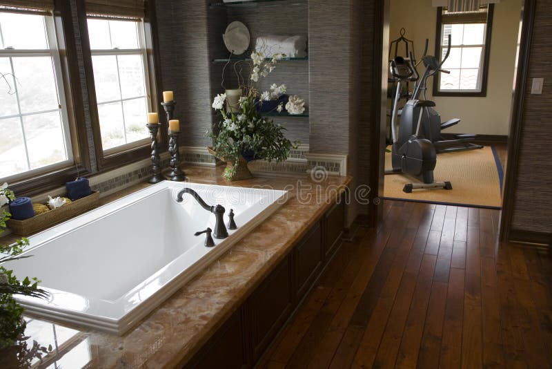 Badezimmer mit Marmor stockfoto. Bild von frech, bassin - 9374300