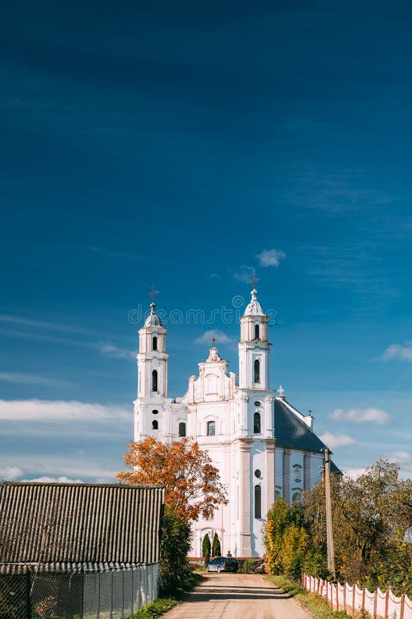 Luzhki, región de Vitebsk, Bielorrusia Iglesia de St Michael Archangel foto de archivo libre de regalías Luzhki, región de Vitebsk, Bielorrusia Iglesia de St Michael Archangel foto de archivo libre de regalías