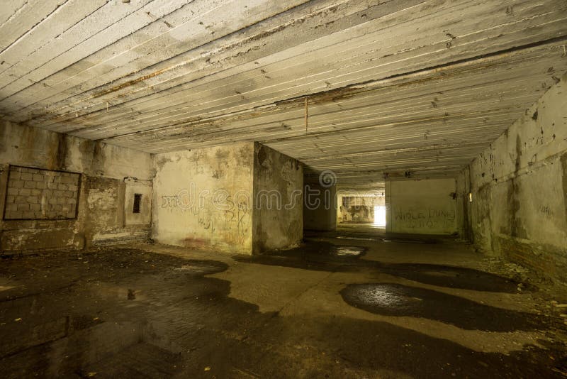 Lya för varg` s, bunker för Adolf Hitler ` s, Polen Första östliga främre militära högkvarter, världskrig II Komplext uppblåst, ö