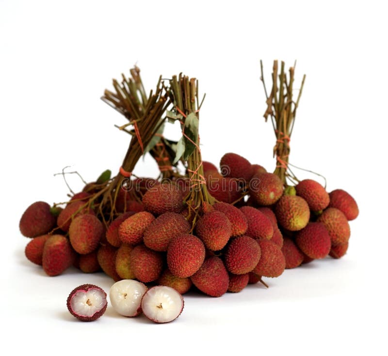 Lychee пук свежих lychees изолированных на белизне стоковая фотография
