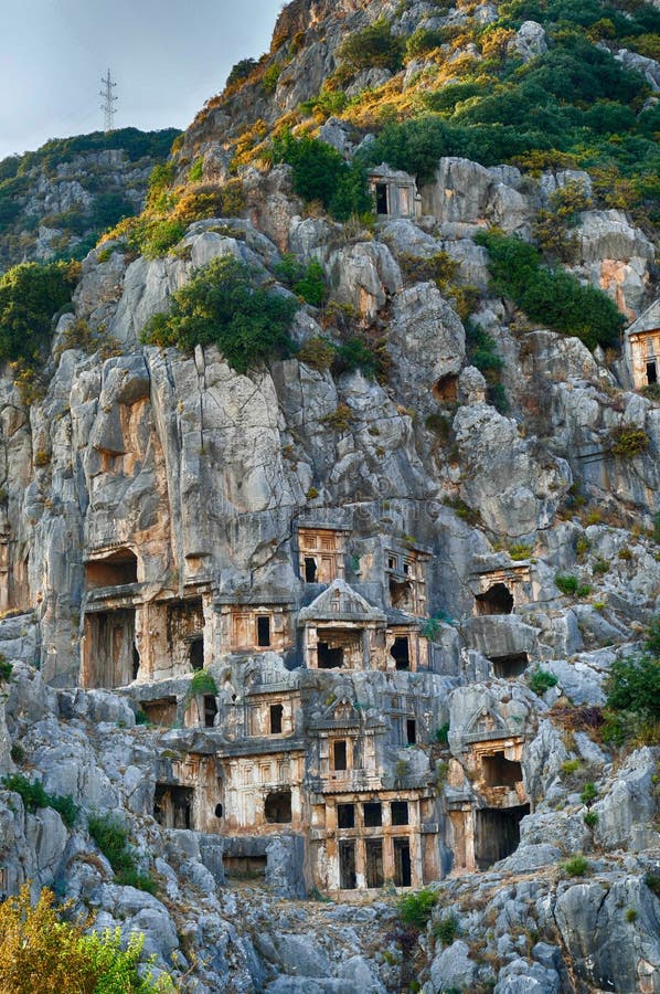 Yamaca oyulmuş Likya kaya mezarları.  Myra, Türkiye Hazır Görüntüler