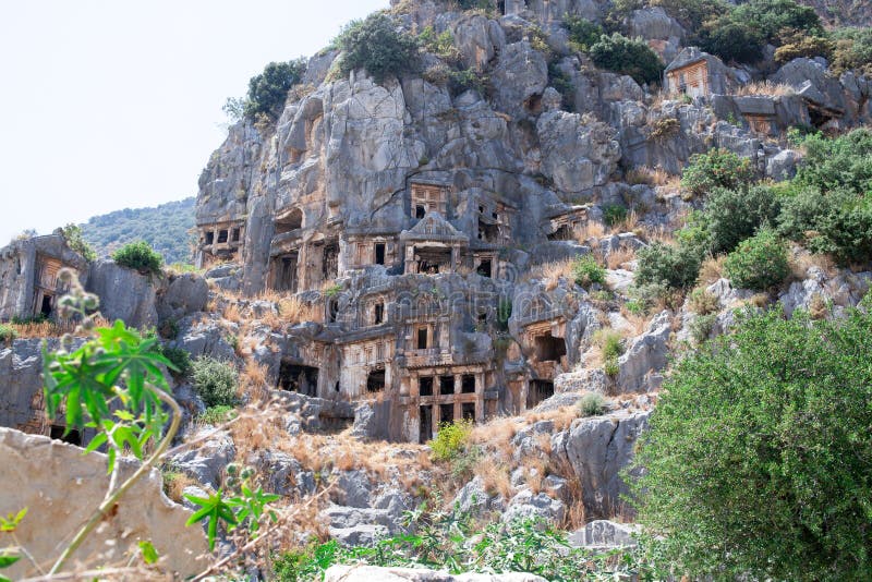 Myra, Antalya ili, Türkiye'de Likya kaya mezarları.  Myra, Antalya ili, Türkiye'deki Likya antik kaya mezarları Stok Resim