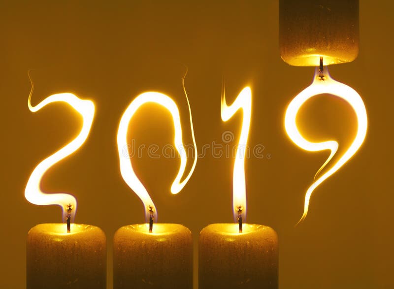 Lyckligt nytt år 2019 - stearinljus royaltyfri bild Lyckligt nytt år 2019 - stearinljus royaltyfri bild
