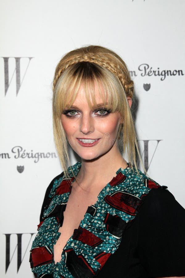 Lydia Hearst imagen de archivo editorial. Imagen de colinas - 22765714