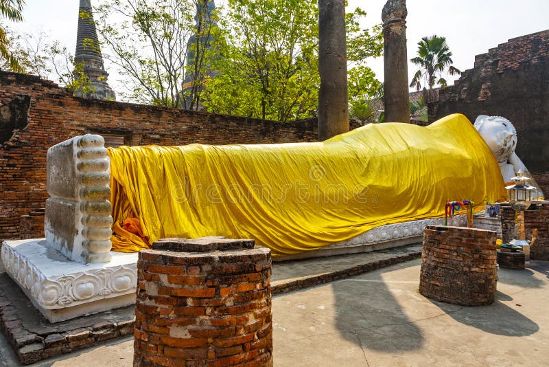 Lying Buddha Dressed in Yellow Scarf in Temple Wat Yai Chai-mongkol ...