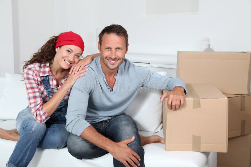 Lächelnde neue Hauptinhaber stockbild Lächelnde neue Hauptinhaber stockbild