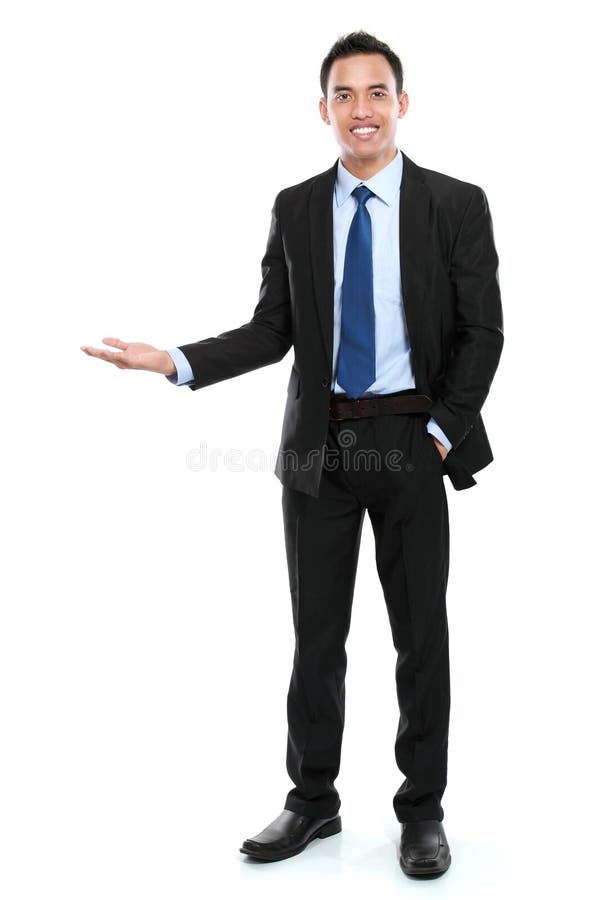 Lächelnder asiatischer Geschäftsmann, der eine Leerstelle darstellt stockfotos Lächelnder asiatischer Geschäftsmann, der eine Leerstelle darstellt stockfotos