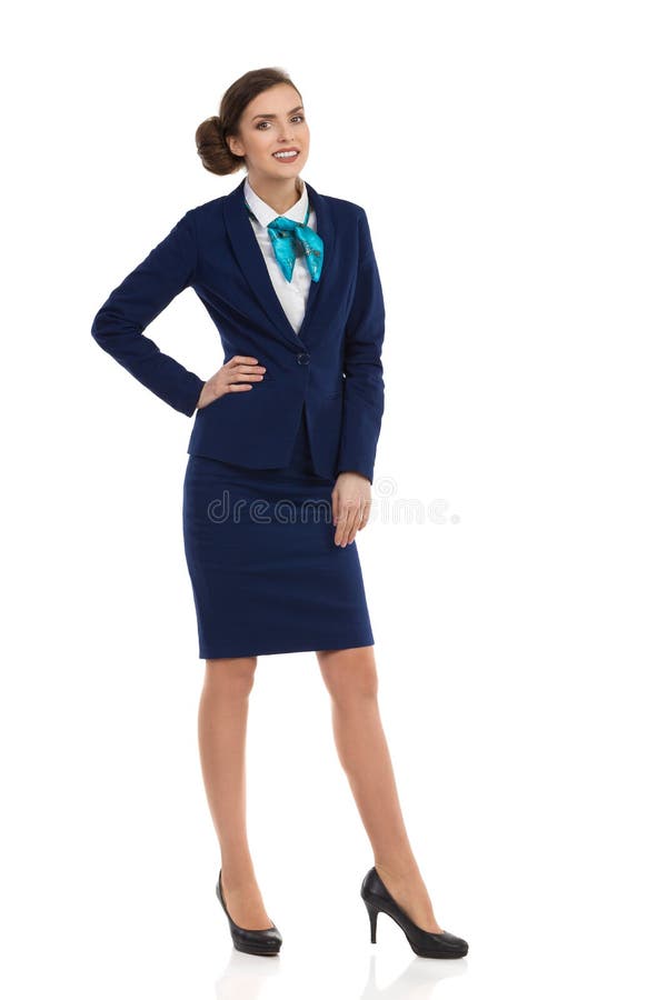 Lächelndes Busnesswoman in voller Länge lokalisiert lizenzfreie stockbilder Lächelndes Busnesswoman in voller Länge lokalisiert lizenzfreie stockbilder