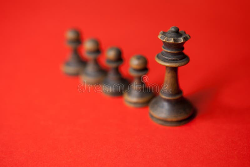 Líder de negócios com sua equipe. conceito de xadrez. imagens de stock royalty free