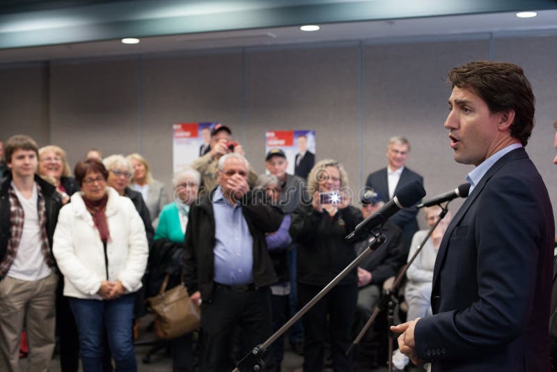 Líder liberal canadiense Justin Trudeau foto de archivo Líder liberal canadiense Justin Trudeau foto de archivo