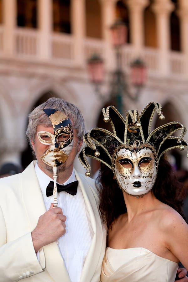 Máscaras En El Carnaval Veneciano, Venecia, Italia Fotografía editorial -  Imagen de celebre, misterioso: 28611397