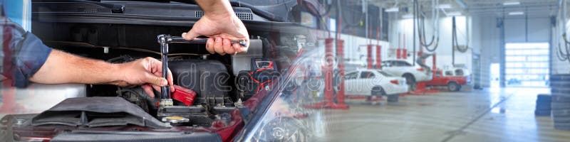 Ensemble Sale D'outils De Bricolage Et De Wrenchs En Gros Plan Dans La  Boîte Service De Voiture De Peinture De Garage Usinez Pour Photo stock -  Image du objet, ingénierie: 123541136