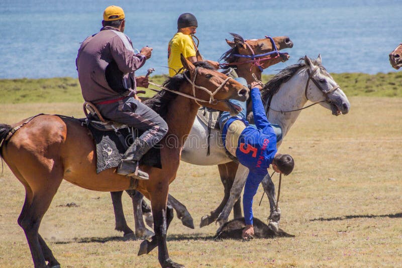 Jogo Do Cavalo Em Quirguizistão Fotografia Editorial - Imagem de  departamento, nuvem: 59178062