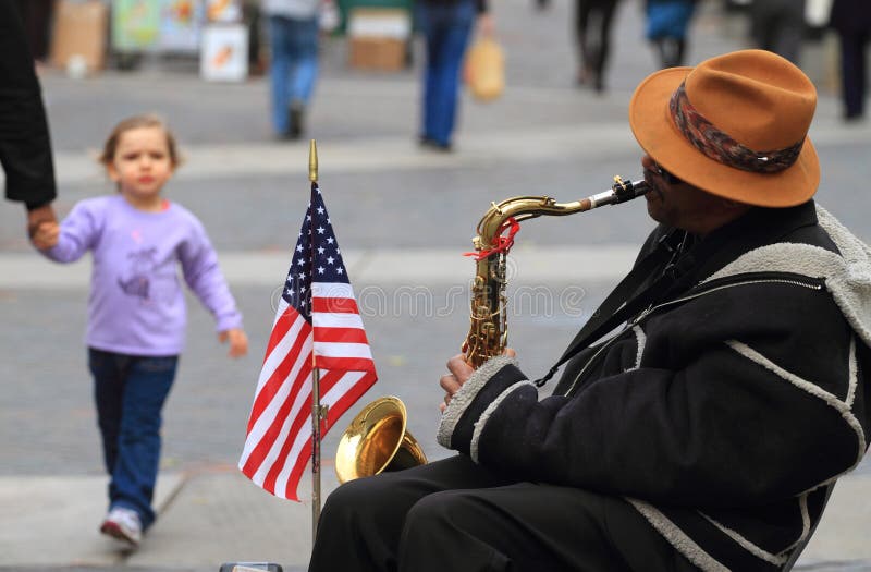 Executores Da Rua Que Cantam E Que Jogam a Música Em New York Foto  Editorial - Imagem de arte, alma: 61623336