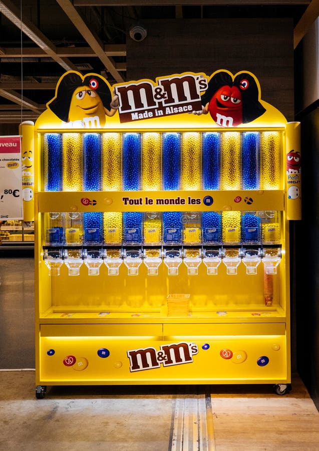 M&M’S Fun Machine Dispenser | M&M'S®