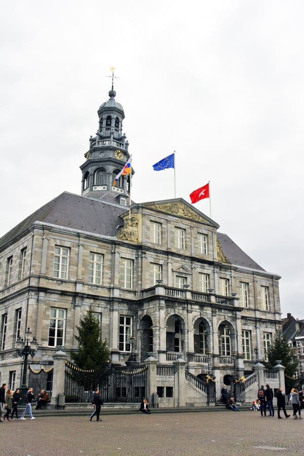Maastricht, Países Bajos - casa urbana imagenes de archivo Maastricht, Países Bajos - casa urbana imagenes de archivo