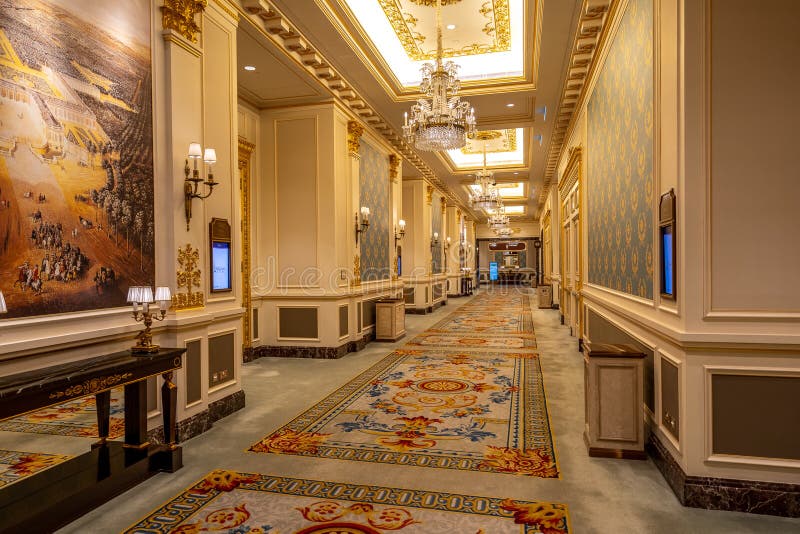 Macao Kina - April 23, 2019: Parisisk hotellinre arkivfoton Macao Kina - April 23, 2019: Parisisk hotellinre arkivfoton