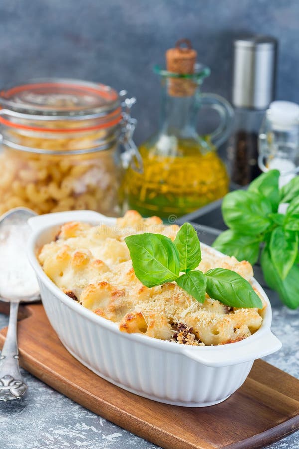 Macaroni Casserole with Ground Beef, Cheese and Tomato in Baking Dish