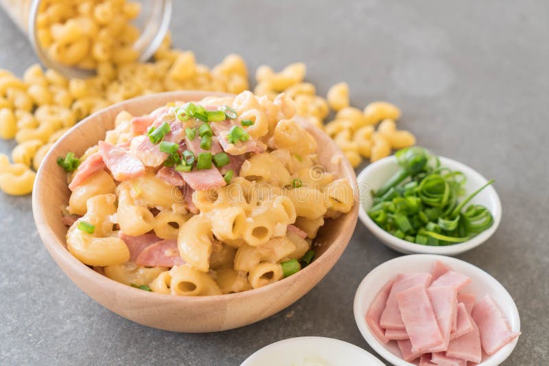 Macaroni cheese and ham stock image. Image of cheese 94964625