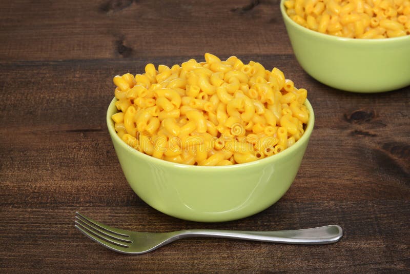 Macaroni en kaas met vork stock afbeeldingen Macaroni en kaas met vork stock afbeeldingen