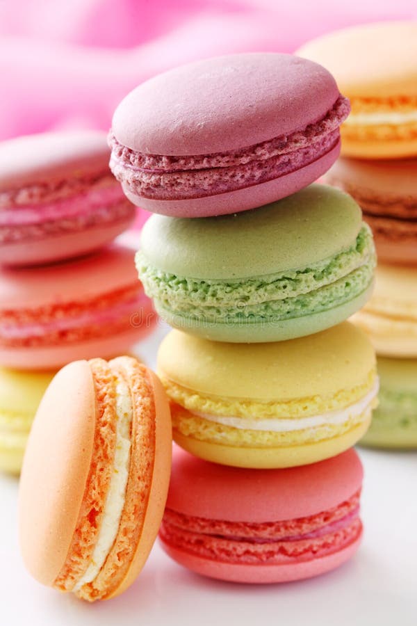 Macaroons coloridos imagens de stock royalty free