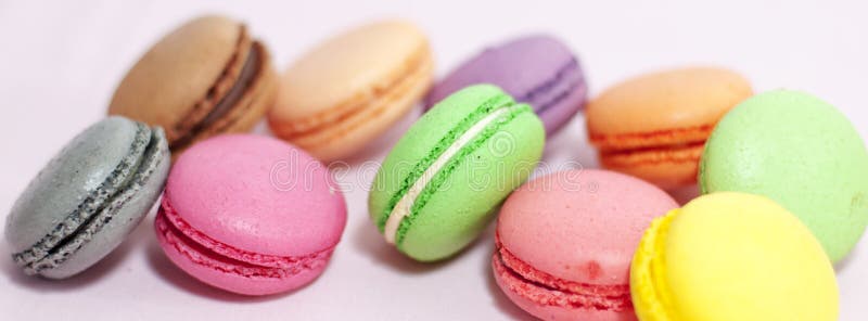 Macaroons coloridos imagem de stock
