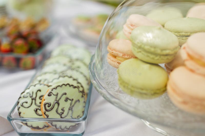 Macaroons coloridos fotos de stock royalty free