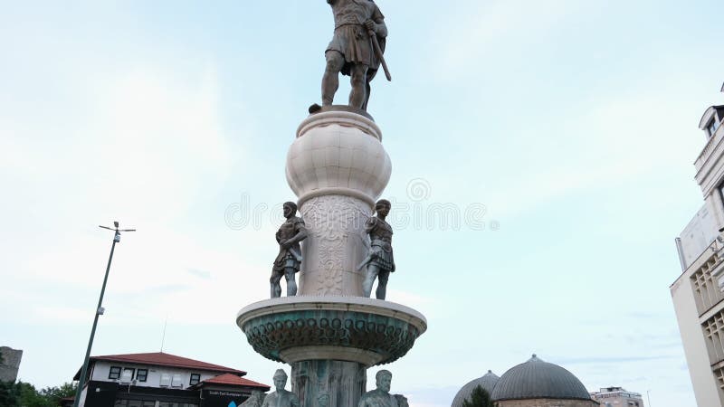 Macedonia settentrionale. skopje 03202024 vita reale nella città stagione estiva autunnale calda. capitale della macedonia