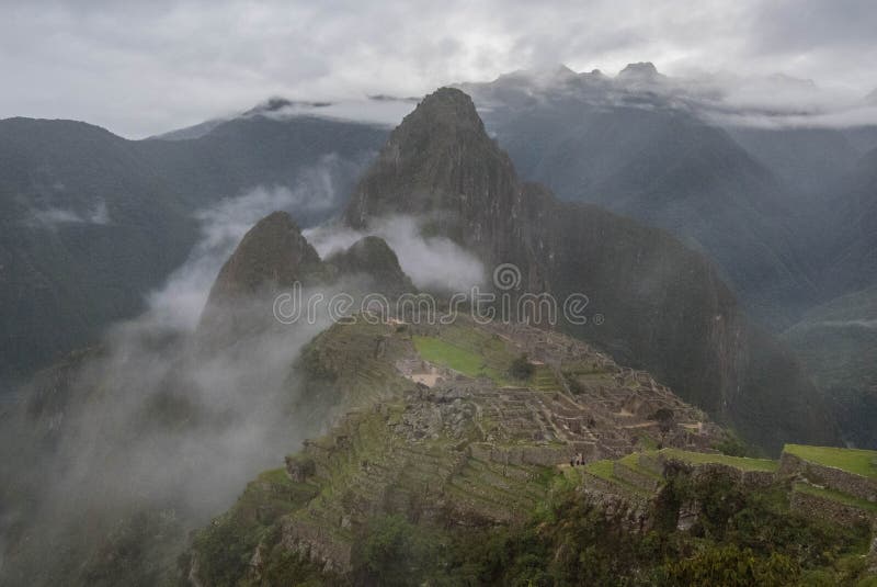 Mach Picchu w mgle obraz stock Mach Picchu w mgle obraz stock