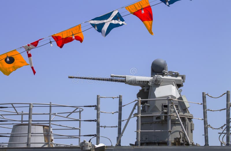 Machine gun on US Navy destroyer during Fleet Week 2012