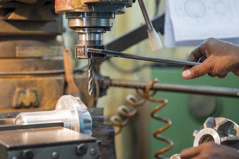 335 Machine Spindle Repair Stock Photos Free & RoyaltyFree Stock