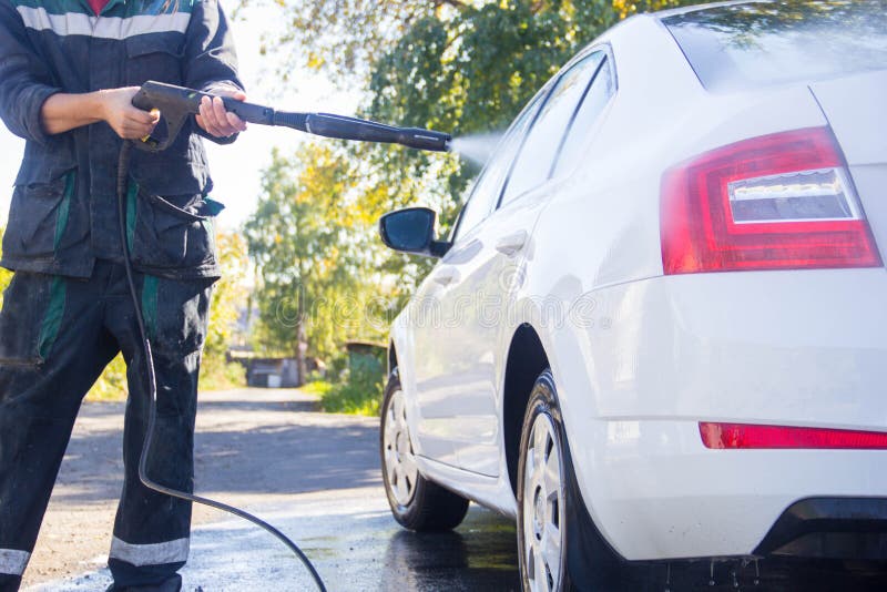 Fond Voiture Moteur Lavage Homme Tuyau Voiture Photo Et Image en