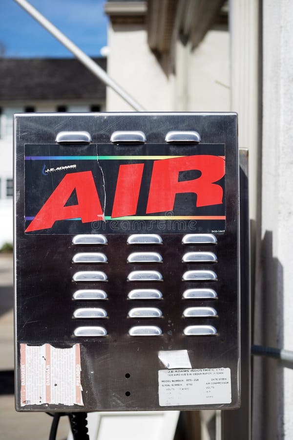 The Machine Puts Air in the Tires. Editorial Image Image of vehicle