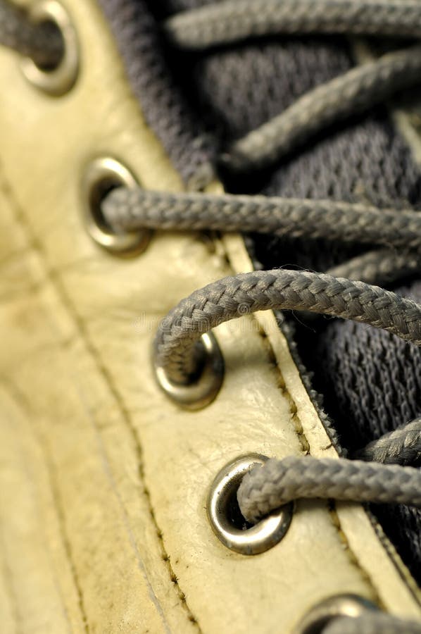 Macro shoelace