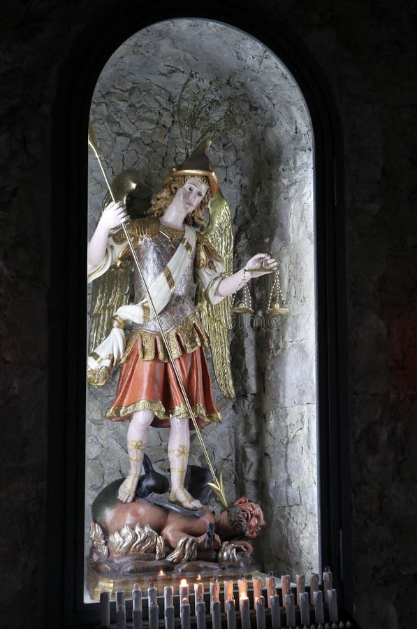 Apparizione Di San Michele Arcangelo