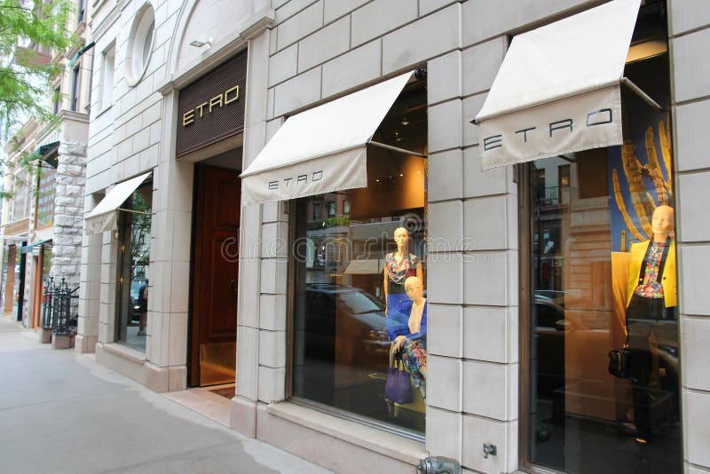 Shop Etro  Milan Malpensa Boutique
