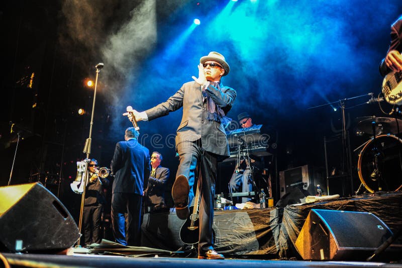 madness-concert-editorial-stock-image-image-of-alternative-36407249