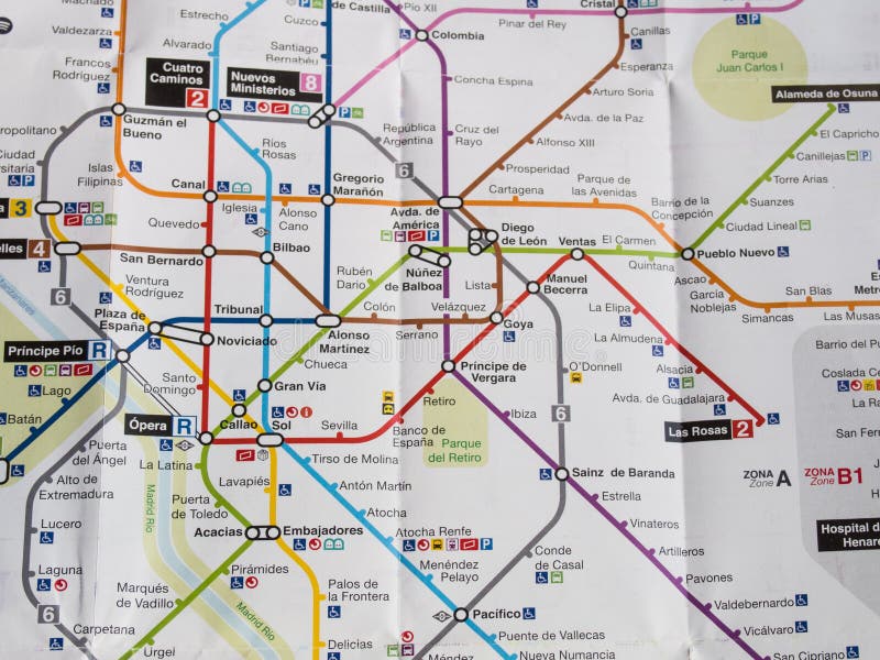 Madrid - la Spagna, mappa 2018 della metropolitana di Madrid fotografie stock libere da diritti Madrid - la Spagna, mappa 2018 della metropolitana di Madrid fotografie stock libere da diritti