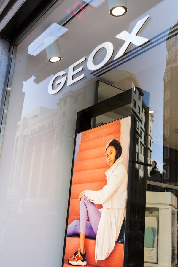 Geox Geox`s shop editorial photo. Image of company - 174967461